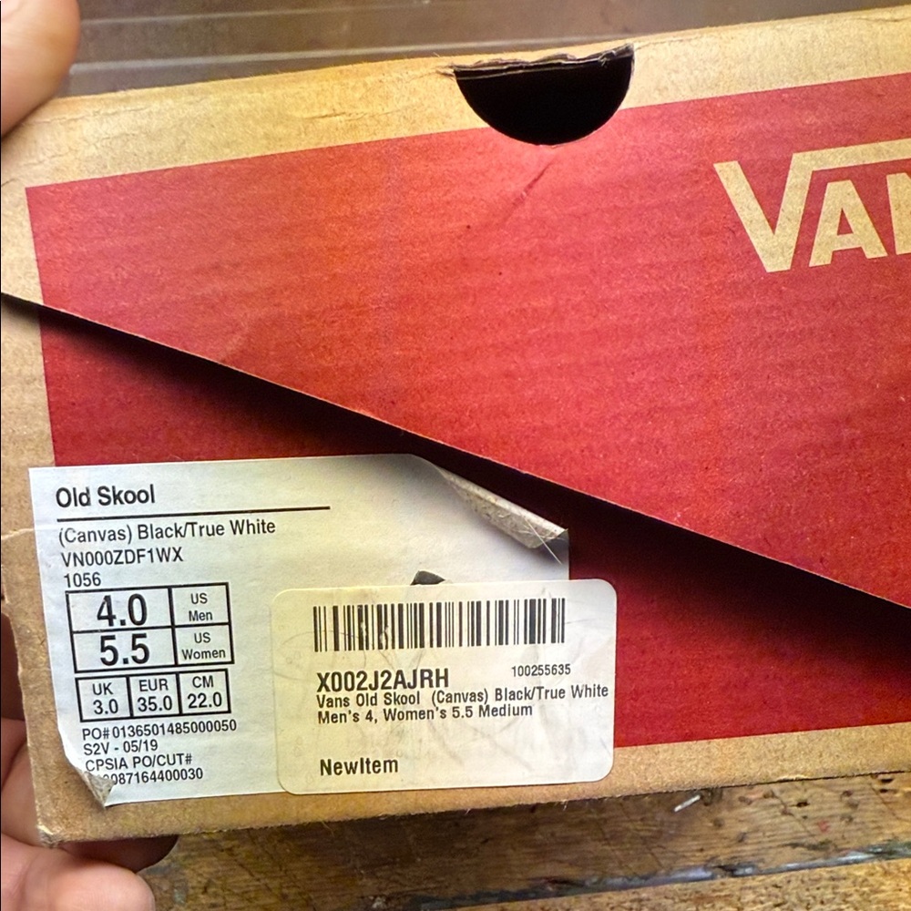 Vans Old Skool Black and White Canvas sneakers
